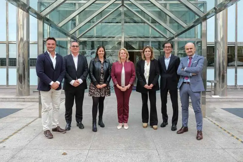 11:00 horas. Sala de prensa del Gobierno de Cantabria.  La consejera de Desarrollo Rural, Ganader&iacute;a, Pesca y Alimentaci&oacute;n, Mar&iacute;a Jes&uacute;s Susinos, presenta en rueda de prensa, los Presupuestos de su Consejer&iacute;a. 10 de noviembre de 2025 &copy; Ra&uacute;l Lucio