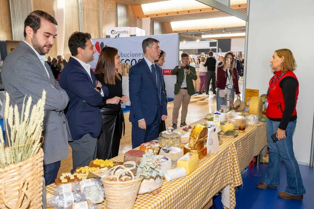 11:15 horas. Palacio de Exposiciones de Santander
El consejero de Cultura, Turismo y Deporte, Luis Mart&iacute;nez Abad, inaugura la &lsquo;I Feria Hosteler&iacute;a&rsquo;. 
10 nov 25 &copy; Miguel De la Parra