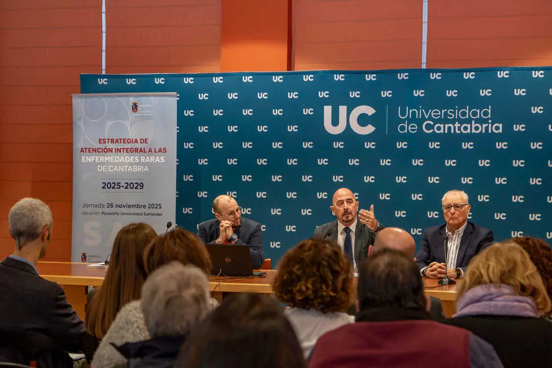 09:30 horas. Paraninfo de la Universidad de Cantabria
El consejero de Salud, C&eacute;sar Pascual, presenta la &lsquo;Estrategia de Atenci&oacute;n Integral a las Enfermedades Raras&rsquo;.
