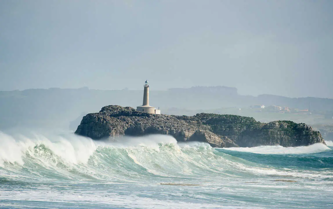 25FEB22 SANTANDER

EP Temporal Maritimo 
  

Fotos: juan manuel serrano arce