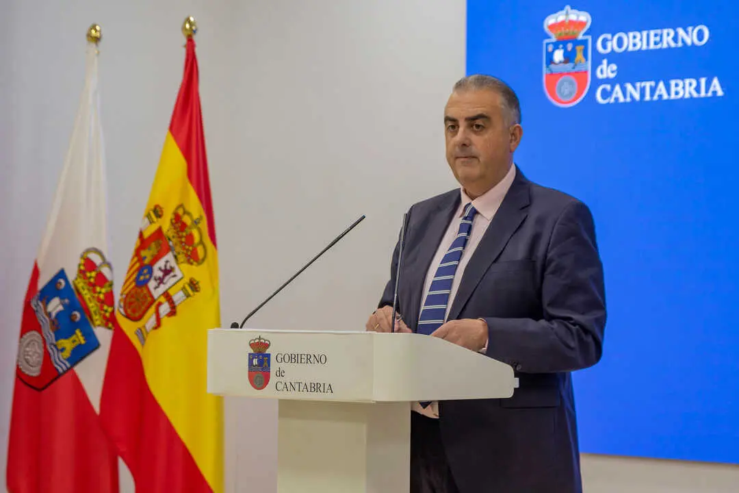 10:00 horas. Sala de Prensa del Gobierno de Cantabria
El consejero de Fomento, Vivienda, Ordenaci&oacute;n del Territorio y Medio Ambiente, Roberto Media, presenta en rueda de prensa, las novedades sobre el proyecto de la carretera Requejada-Suances.