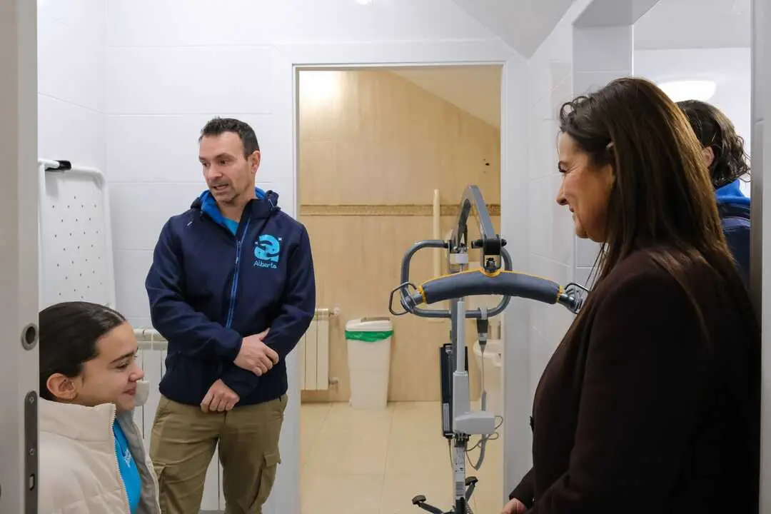10:00 horas. Centro Social de Mayores Ca&ntilde;ad&iacute;o c/ Jose Ram&oacute;n L&oacute;pez D&oacute;riga, 2. La consejera de Inclusi&oacute;n Social, Juventud, Familias e Igualdad, Bego&ntilde;a G&oacute;mez del R&iacute;o, inaugura los ba&ntilde;os para personas ostomizadas. 3 de febrero de 2026 &copy; Ra&uacute;l Lucio