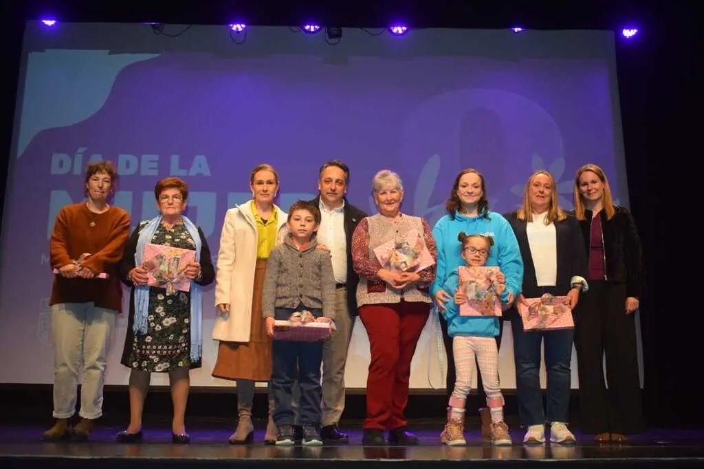 PRESENTACION DOCUMENTAL 'MUJERES CUIDA DORAS DE PIÉLAGOS'N - #8M2026 (70)