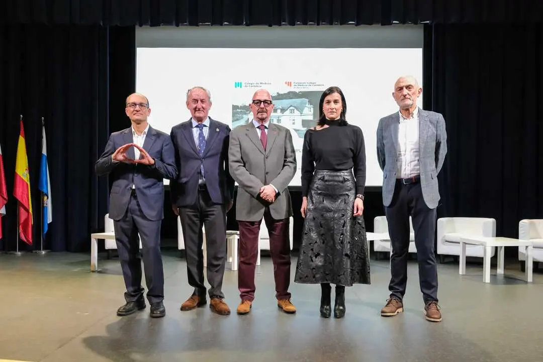 09:00 horas. Paraninfo de la Magdalena. El consejero de Salud, C&eacute;sar Pascual, inaugura &lsquo;III Jornada Obesidad. Una visi&oacute;n multidisciplinar&rsquo;. 14 de marzo de 2026 &copy; Ra&uacute;l Lucio