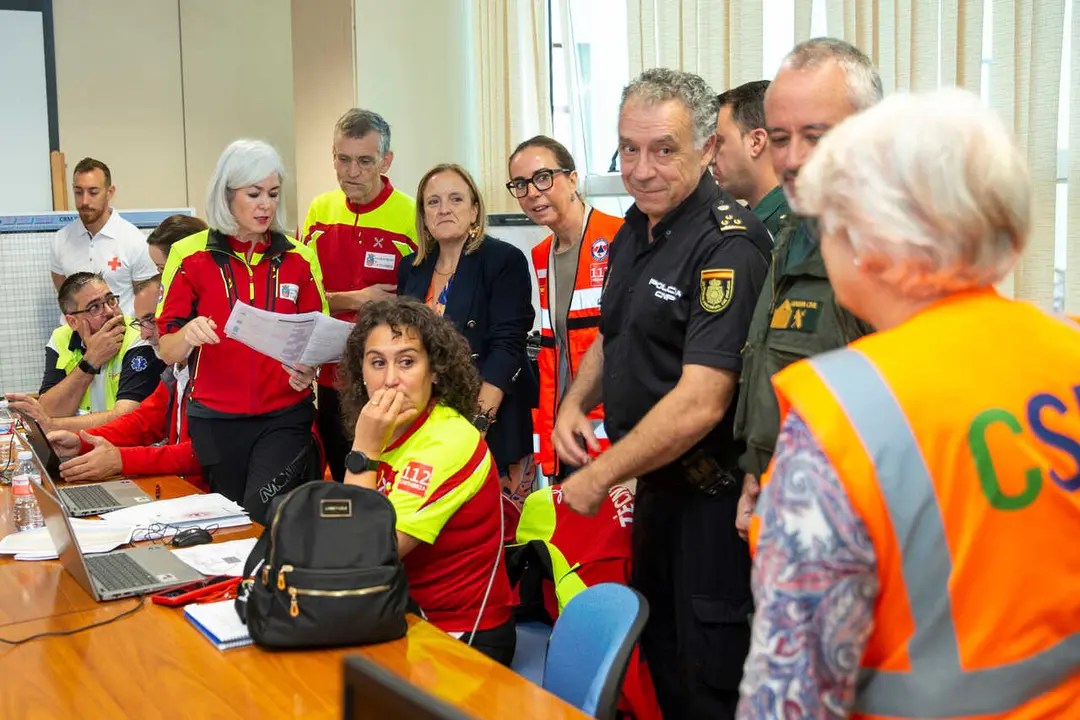 Hospital Universitario Marqu&eacute;s de Valdecilla. Pabell&oacute;n 21

La consejera de Presidencia, Justicia, Seguridad y Simplificaci&oacute;n Administrativa, Isabel Urrutia, asiste al simulacro de riesgo radiol&oacute;gico.
nr &copy;
3 oct 24