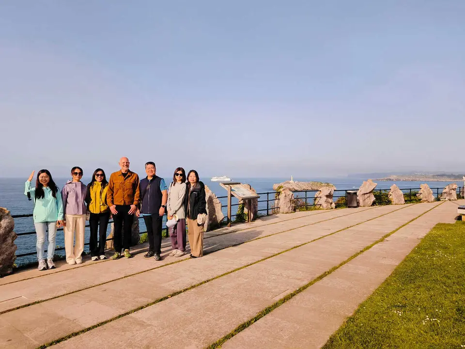 Turoperadores y agentes de viajes chinos visitan Cantabria en un viaje de familiarizaci&oacute;n organizado por la Consejer&iacute;a de Turismo.