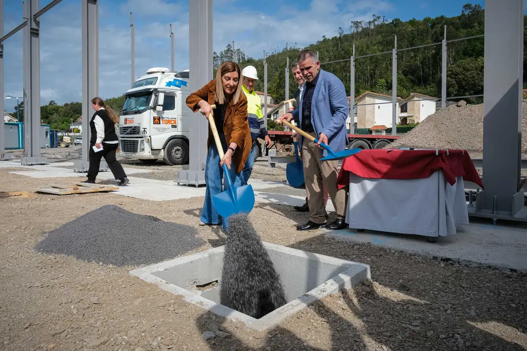 11:00 horas. Argo&ntilde;os. La presidenta de Cantabria, Mar&iacute;a Jos&eacute; S&aacute;enz de Buruaga, asiste al acto de inicio de las obras nuevo polideportivo de Argo&ntilde;os. 21 de abril de 2026 &copy; Ra&uacute;l Lucio