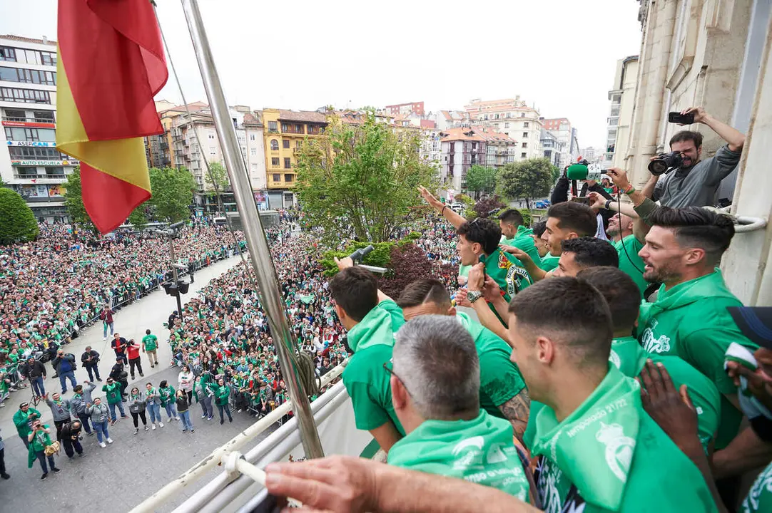 Celebraci&oacute;n del Ascenso a 2&ordf; Div. del Real Racing Club por las calles de Santander
1/5/22 Santander

PHOTO: CESAR ORTIZ GONZALEZ