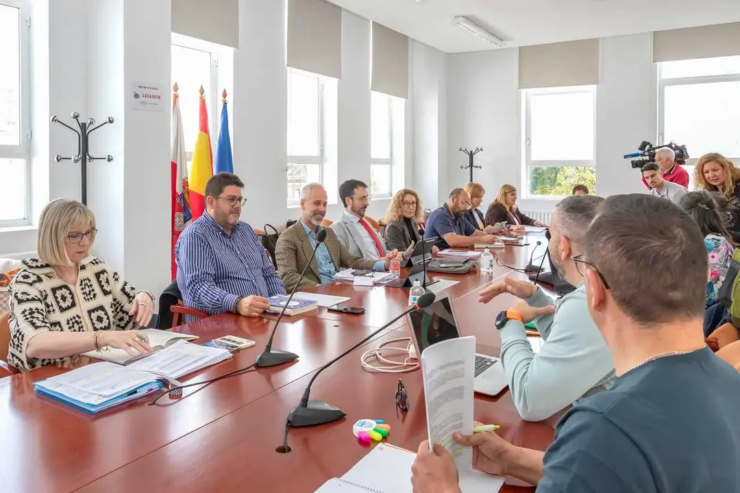 11:00 horas. Antiguo CEIP Sim&oacute;n Cabarga, SantanderEl consejero de Educaci&oacute;n, Formaci&oacute;n Profesional y Universidades, Sergio Silva, preside la Mesa Sectorial de la Junta de Personal Docente.