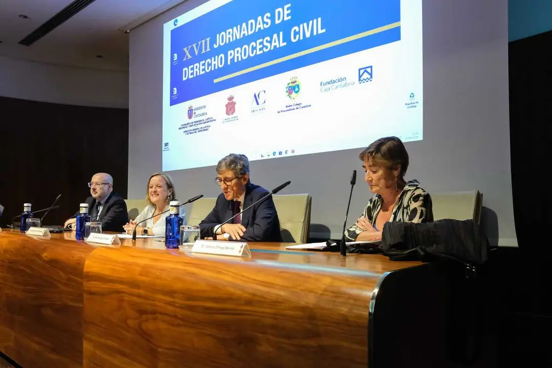 9:45 horas. Casyc. Calle Tant&iacute;n, 25, Santander. La consejera de Presidencia, Justicia, Seguridad y Simplificaci&oacute;n Administrativa, Isabel Urrutia, inaugura las XVII Jornadas de Derecho Procesal Civil. 24 de junio de 2026 &copy; Ra&uacute;l Lucio