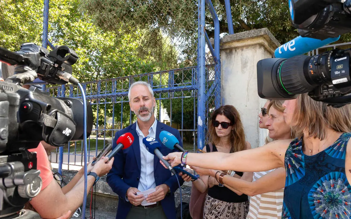 El consejero de Educaci&oacute;n, Formaci&oacute;n Profesional y Universidades, Sergio Silva, asiste al Pleno del consejo de Formaci&oacute;n Profesional de Cantabria.