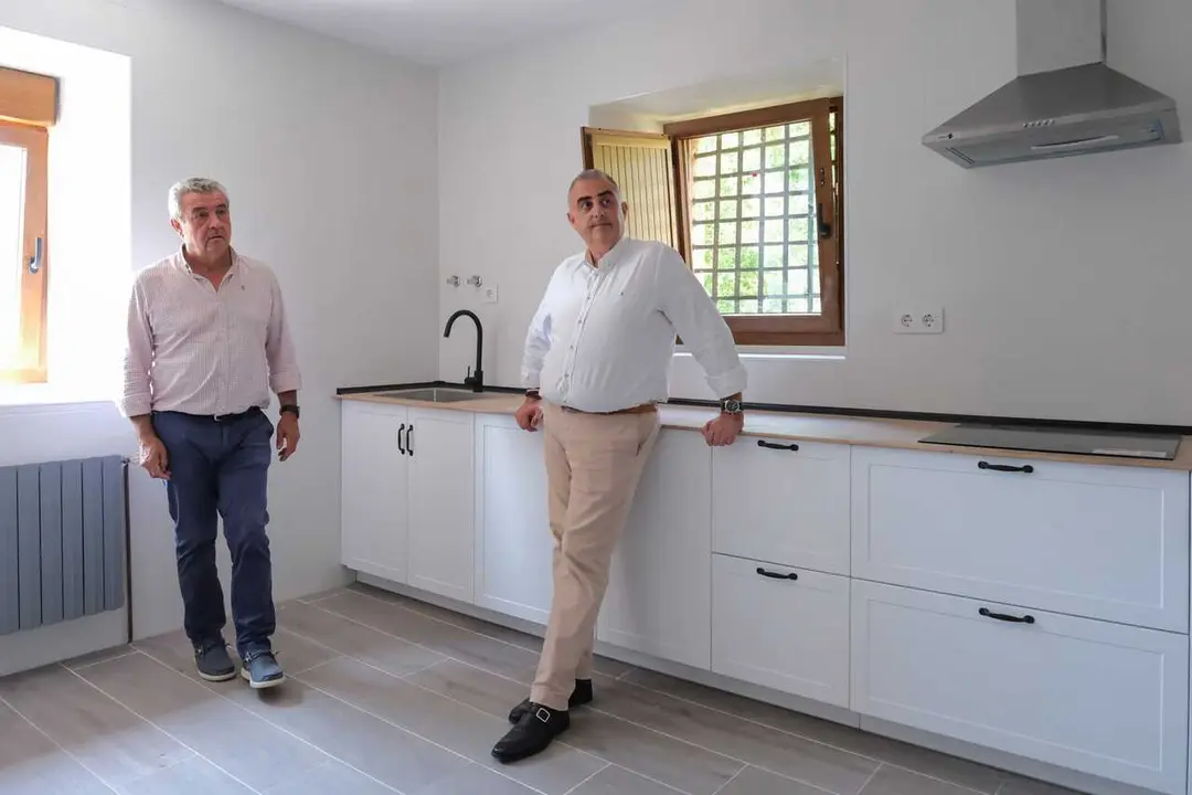 12:00 horas. Polaciones. El consejero de Fomento, Vivienda, Ordenaci&oacute;n del Territorio y Medio Ambiente, Roberto Media, inaugura diversas actuaciones ejecutadas por su departamento en Polaciones. 29 de julio de 2026 &copy; Ra&uacute;l Lucio