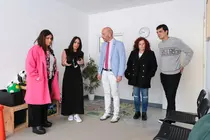 09:30.- Garelly de la C&aacute;mara, 2. Laredo. La consejera de Inclusi&oacute;n Social, Juventud, Familias e Igualdad, Bego&ntilde;a G&oacute;mez del R&iacute;o, visita el CIAI, Centro de Atenci&oacute;n Integral a las V&iacute;ctimas de Violencia de G&eacute;nero. 10 de abril de 2024 &copy; Ra&uacute;l Lucio