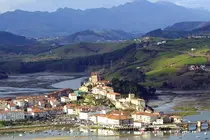 SAN VICENTE DE LA BARQUERA
BARRERAS ANTICONTAMINACION
VISTA AEREA
NACHO ROMERO &copy;
13 FEB 03