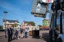 11:00 horas. Plaza de La Ermita, Tanos. El consejero de Fomento, Vivienda, Ordenaci&oacute;n del Territorio y Medio Ambiente, Roberto Media, participa en el acto de inicio de recogida del contenedor marr&oacute;n en Torrelavega. 23 de abril de 2026 &copy; Ra&uacute;l Lucio