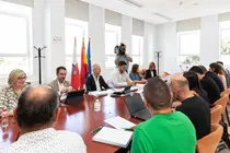 El consejero de Educaci&oacute;n, Formaci&oacute;n Profesional y Universidades, Sergio Silva, participa en la Mesa de Negociaci&oacute;n con la Junta de Personal Docente.
@Patricia Pereda