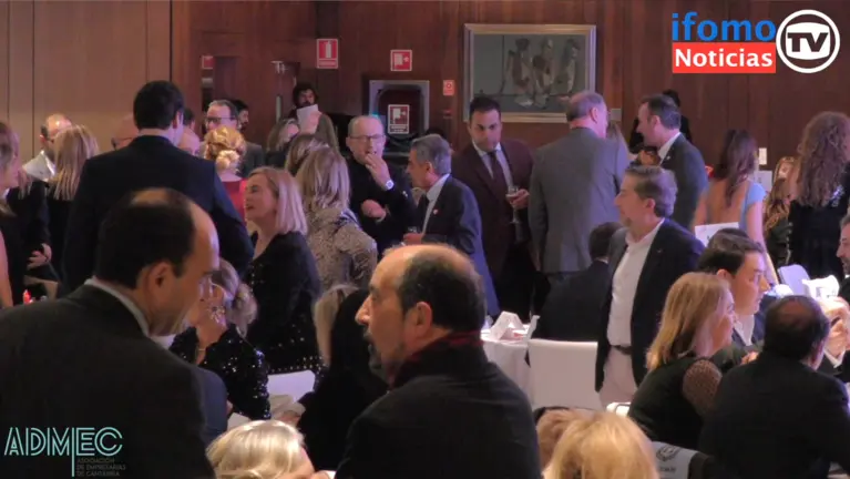 Captura de pantalla 2022-12-16 a las 20.52.00