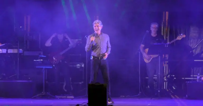 Captura de Pantalla 2023-08-14 a las 23.50.38