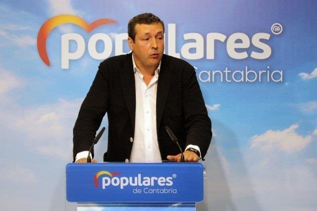 Iñigo Fernández, diputado regional del PP