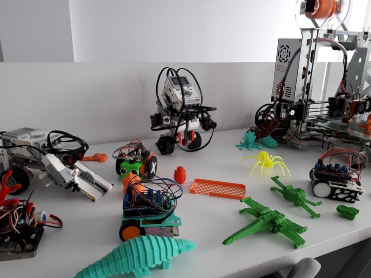 La Escuela Municipal de Robótica inicia su curso de Impresión 3D