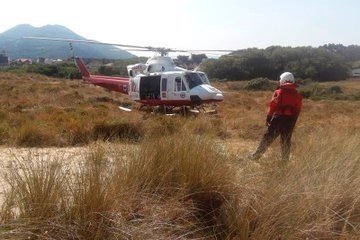 Helicóptero 112 en Berria, Santoña