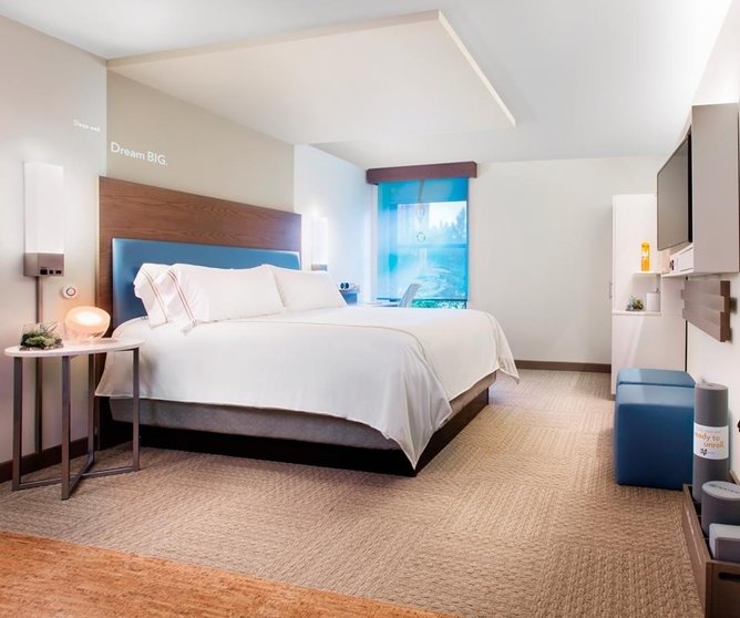 Imagen promocional de una de las habitaciones de un hotel de la cadena hotelera IHG.