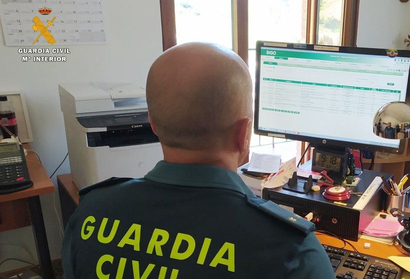 Nota De Prensa La Guardia Civil Detiene A Una Mujer Por Estafar Más De 310.000