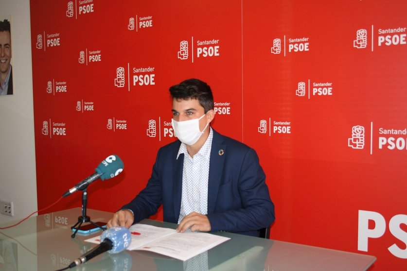 El portavoz del PSOE de  Santander, Daniel Fernández