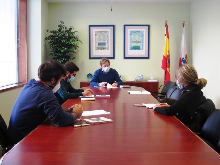 Pablo Diestro se reúne con representantes del Consejo de la Juventud