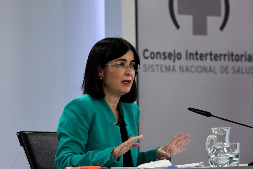 La ministra de Sanidad, Carolina Darias durante una rueda de prensa posterior al Consejo Interterritorial del Sistema Nacional de Salud en la Secretaría de Estado de Comunicación del Complejo de la Moncloa, a 28 de abril de 2021, en Madrid (España). Duran