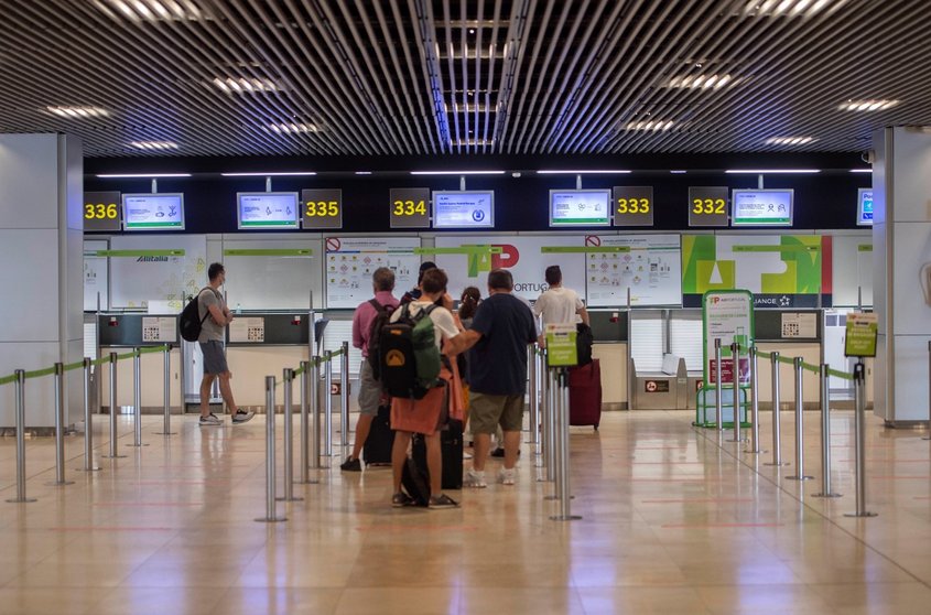 Aeropuerto Adolfo-Suárez Madrid Barajas en Madrid, (España). 