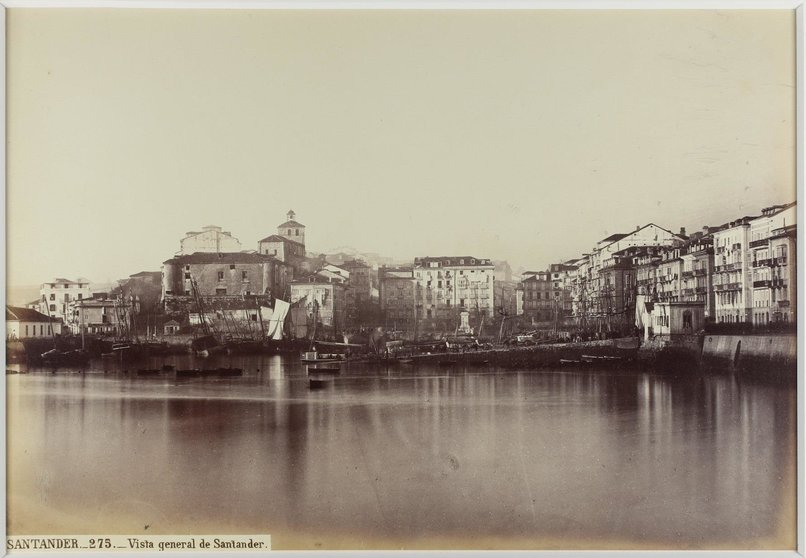 Jean Laurent: Vista general de Santander, 1866, Papel a la albúmina a partir de negativo de vidrio al colodión húmedo, 290 x 400 mm