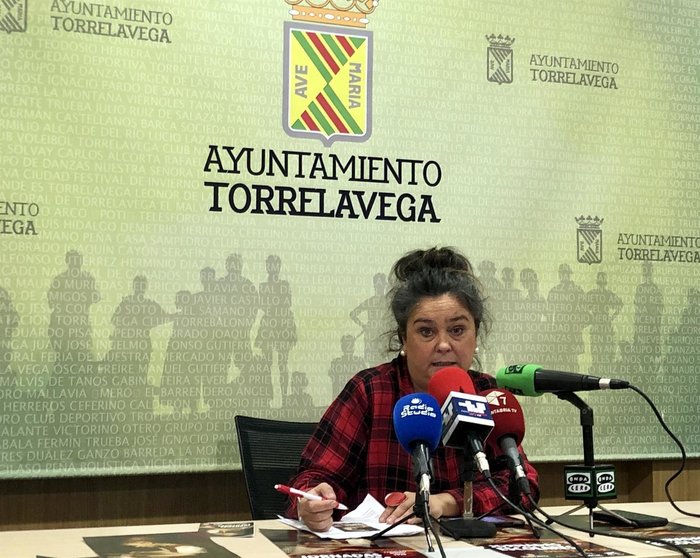 La  concejala de Cultura de Torrelavega, Esther Vélez