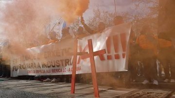 Trabajadores de la gran industria reclaman en Madrid un futuro para el sector