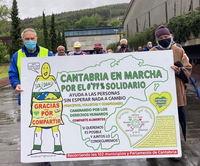 Marcha Cantabria Solidaria por el 0,77%