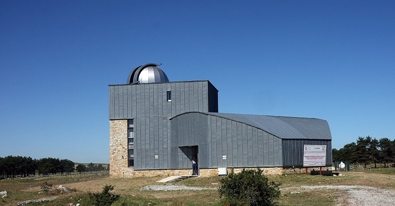 Archivo - Observatorio Astronómico de Cantabria