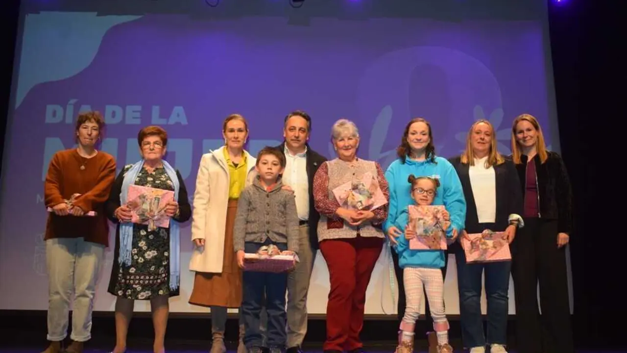 PRESENTACION DOCUMENTAL 'MUJERES CUIDA DORAS DE PIÉLAGOS'N - #8M2026 (70)