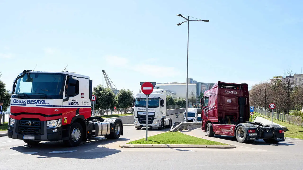 24/3/22  SANTANDER
EP manifestacion camionerao 



FOTO: JUAN MANUEL SERRANO ARCE