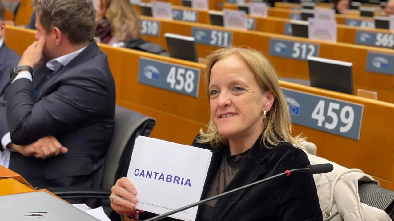 15:00 horas. Bruselas. La consejera de Presidencia, Justicia, Seguridad y Simplificaci&oacute;n Administrativa, Isabel Urrutia, asiste a la 171 reuni&oacute;n del pleno del Comit&eacute; de las Regiones.