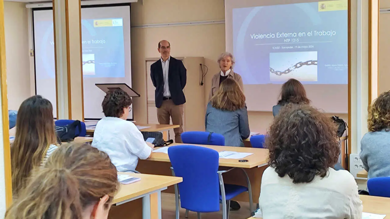 Industria_icasst-violencia-trabajo_jornada

 

El Instituto C&aacute;ntabro de Seguridad y Salud en el Trabajo (ICASST), dependiente de la Consejer&iacute;a de Industria, Empleo, Innovaci&oacute;n y Comercio del Gobierno de Cantabria, ha organizado una jornada sobre la violencia externa en el trabajo con el fin de avanzar hacia entornos de trabajo m&aacute;s seguros y saludables en base a la sensibilizaci&oacute;n, la formaci&oacute;n y la transferencia de buenas pr&aacute;cticas.