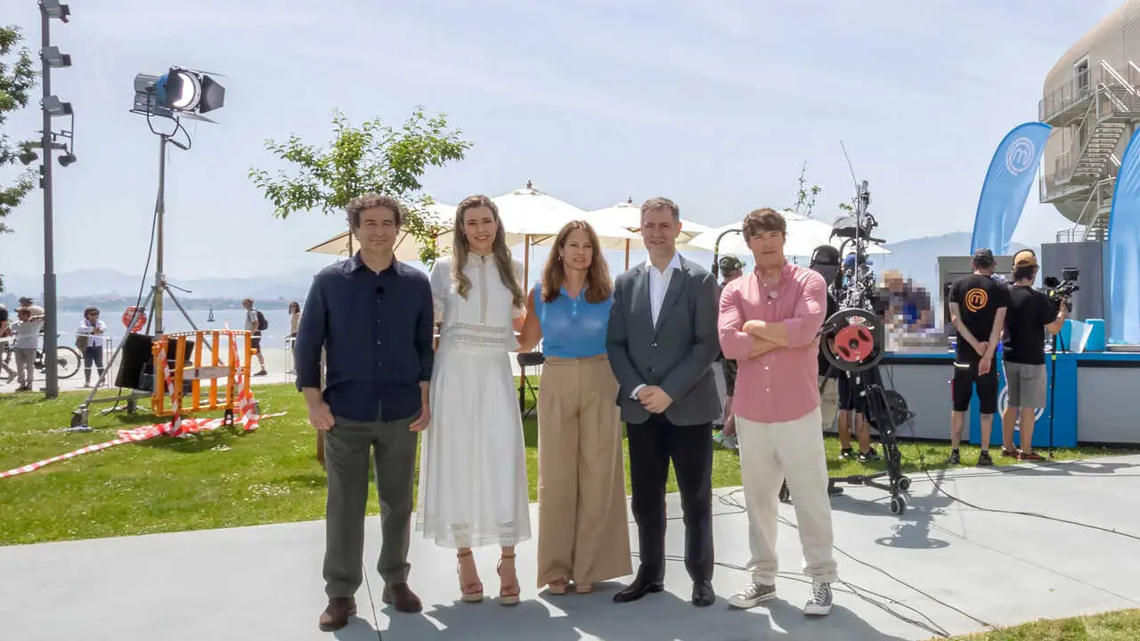 12:30 horas. Centro Bot&iacute;n, Santander
El consejero de Cultura, Turismo y Deporte, Luis Mart&iacute;nez Abad, asiste a la grabaci&oacute;n del programa &lsquo;MasterChef&rsquo;.