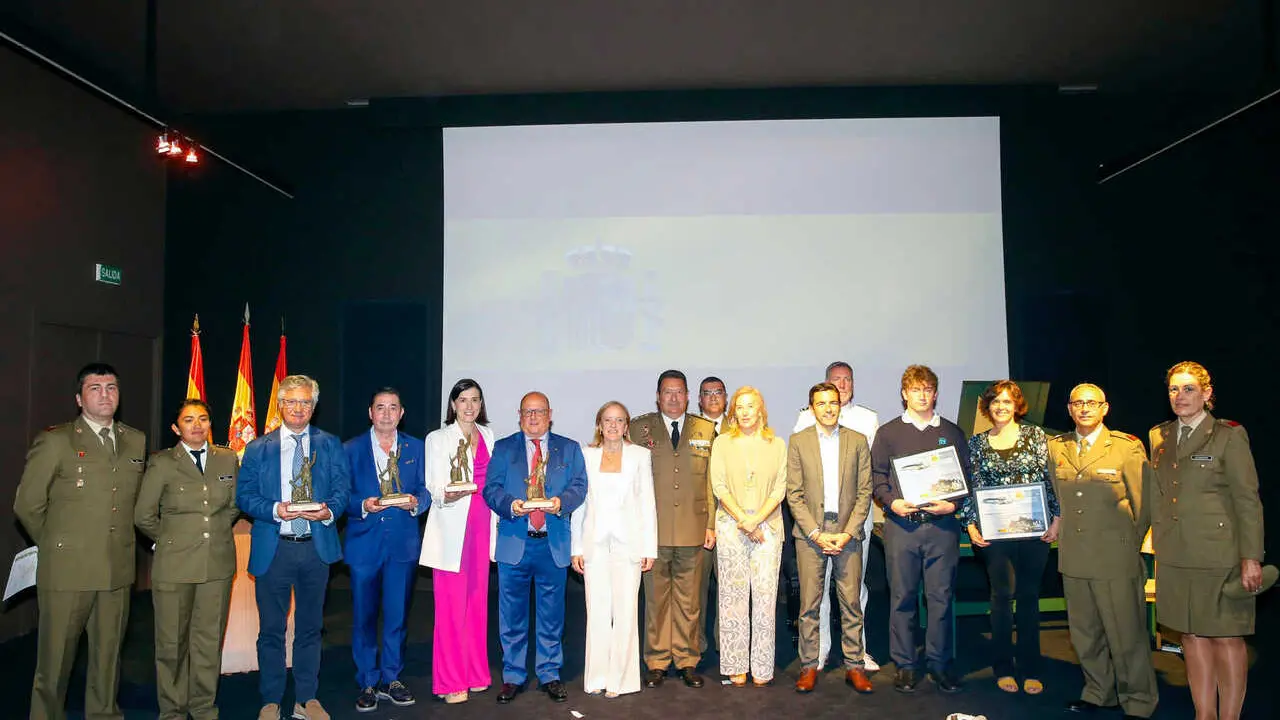 La consejera de Presidencia, Justicia, Seguridad y Simplificaci&oacute;n Administrativa, Isabel Urrutia, asiste al &lsquo;D&iacute;a de la Delegaci&oacute;n de Defensa en Cantabria&rsquo;.
29 may 26