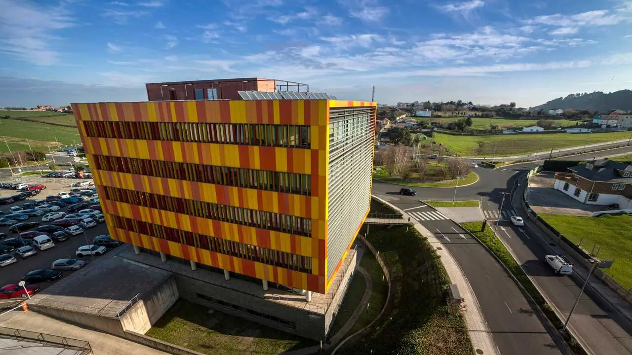 ndustria_pctcan_glzco

 

El Parque Cient&iacute;fico y Tecnol&oacute;gico de Cantabria (PCTCAN), dependiente de la Consejer&iacute;a de Industria, Empleo, Innovaci&oacute;n y Comercio del Gobierno de Cantabria, contin&uacute;a consolid&aacute;ndose como un entorno de referencia para empresas innovadoras con la incorporaci&oacute;n de GLEZCO Asesores y Consultores, que trasladar&aacute; su sede de Santander al Parque a partir del pr&oacute;ximo 10 de agosto.
17 jul 26