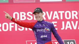 &Aacute;ngel Madrazo tras ganar la quinta etapa de la Vuelta