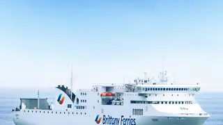 Barco de Brittany Ferries que realiza la ruta Santander-Cork