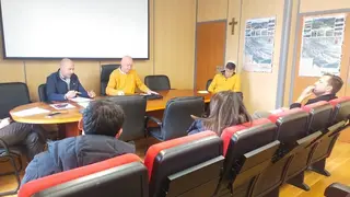 Roberto Puente en el momento de la defensa de la moción de reprobación