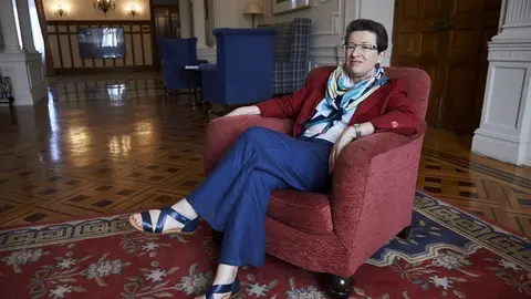 La escritora Laura Freixas en el Palacio de la Magdalena