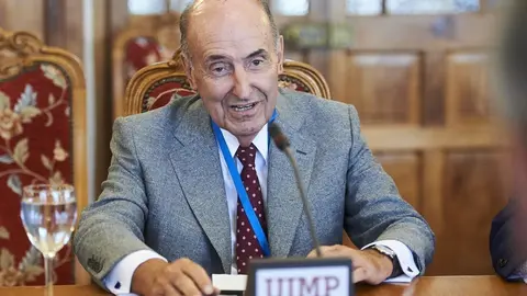 Miquel Roca, abogado, en la UIMP