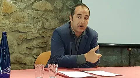El director del MARE, Felipe Lav&iacute;n