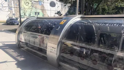 Piloto de aparcabicis cerrado instalados junto a la estaci&oacute;n de Adif en Santander